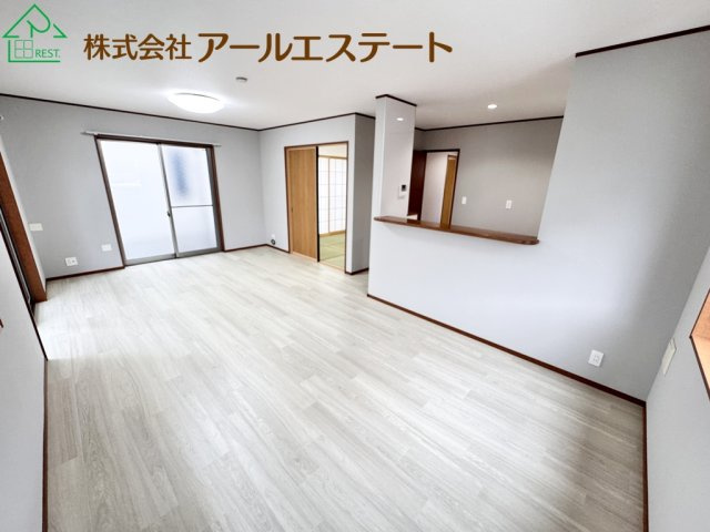 姫路市大善町　　JR「東姫路駅」徒歩12分の居間・リビング