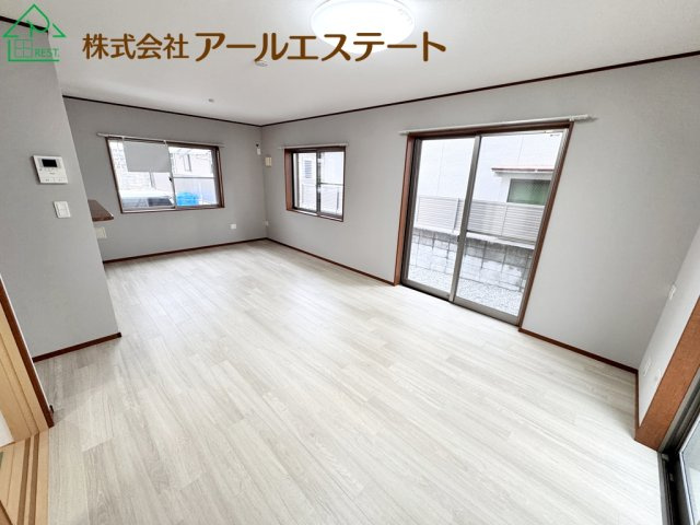 姫路市大善町　　JR「東姫路駅」徒歩12分の洋室