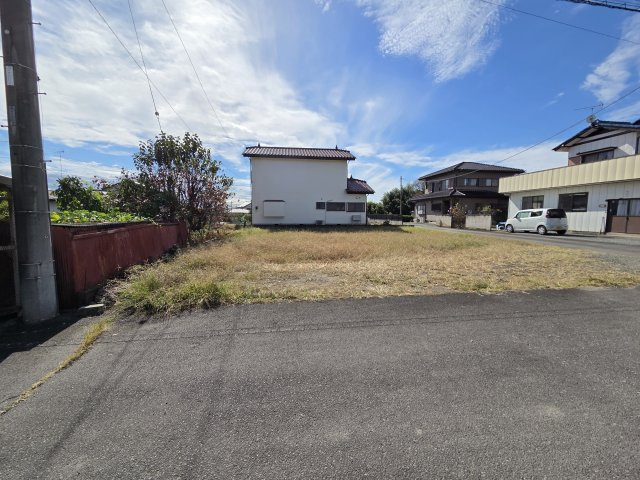 桐生市新里町新川　売地の外観