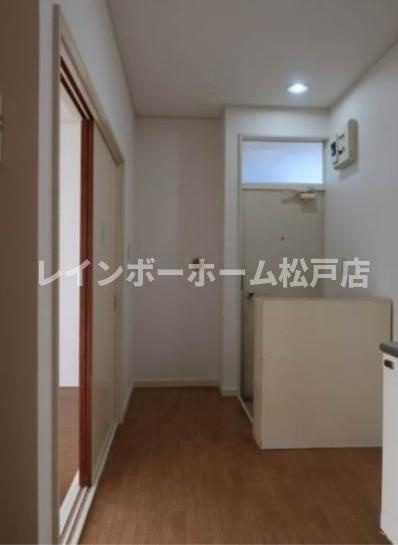 プリュニエ鎌ケ谷の玄関|シンプルで使いやすい玄関です