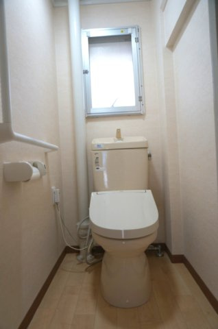 中落合第一住宅４５１号棟のトイレ