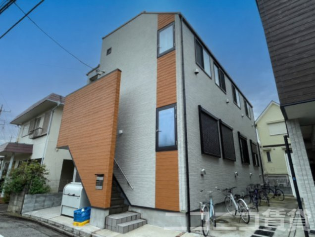 足立区西綾瀬３丁目のアパートの外観
