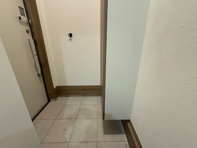 RE春日部姫宮の玄関