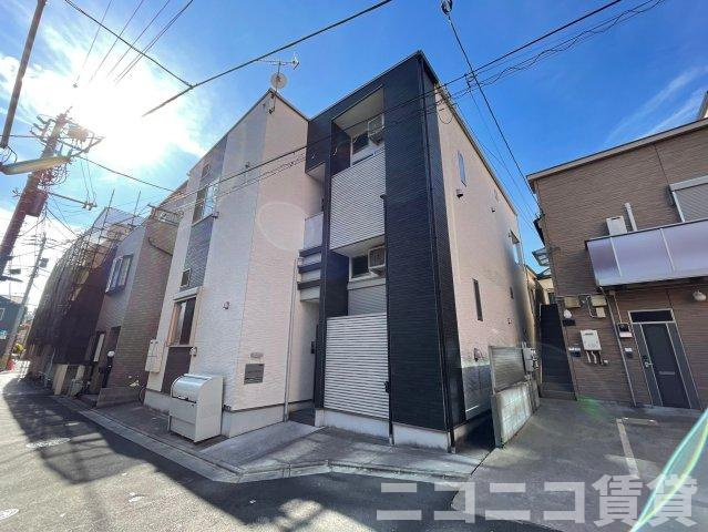 荒川区荒川２丁目のアパートの外観