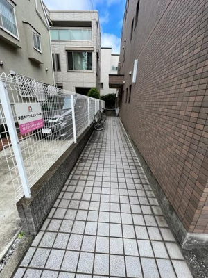 【エントランス】 | サンローゼ学芸大