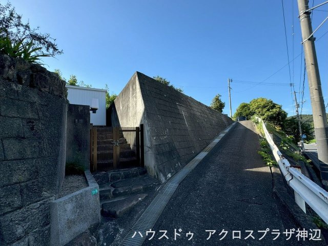 坪生町1丁目　150万の外観|南東側道路より撮影