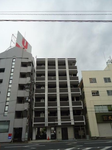 マイメゾン市川の外観