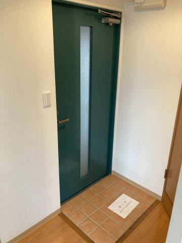 VILLA IN SHIRAKAWAの玄関