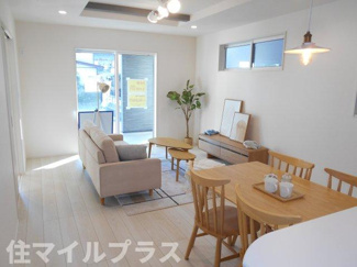 【居間・リビング】 | 郡山市昭和2丁目新築一戸建て4棟 | ゆったりとした居間です
