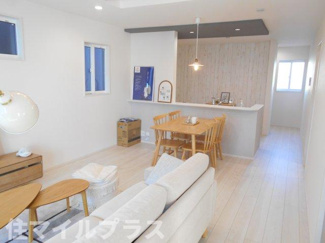 【居間・リビング】 | 郡山市昭和2丁目新築一戸建て4棟 | ゆったりとしたリビングです