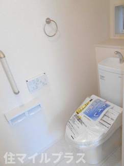 【トイレ】 | 郡山市昭和2丁目新築一戸建て4棟 | 落ち着いたトイレです