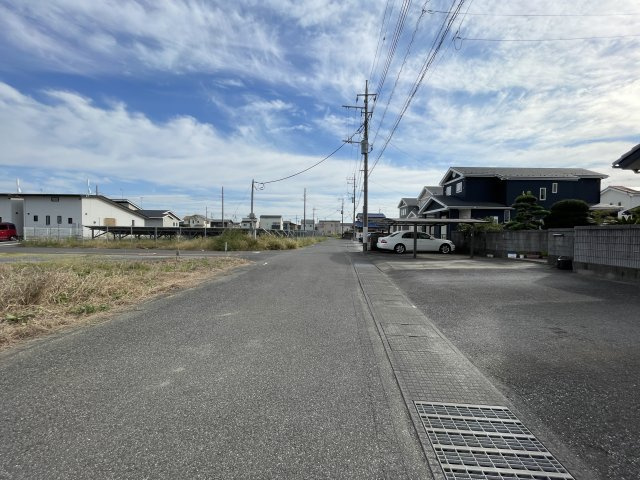 売地・住宅用地　邑楽町鶉　中野東小・邑楽中の前面道路含む現地写真|多々良駅まで徒歩8分！通学や通勤にも便利です！