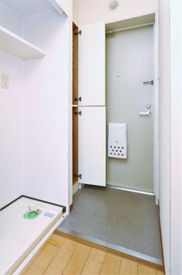 【玄関】 | ジョイフル浦安 | 参考写真（同物件別部屋）