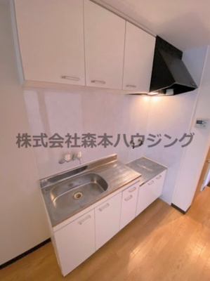 【キッチン】 | 　本町ビル | キッチンでお料理をお楽しみください