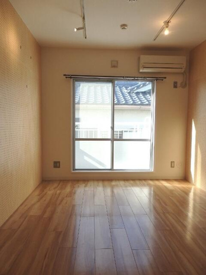 【居間・リビング】