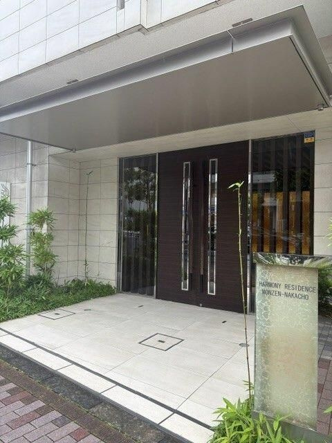 ハーモニーレジデンス門前仲町のエントランス