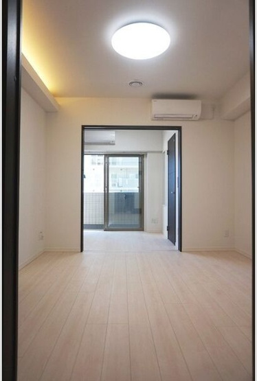 【居間・リビング】 | RESIDENCE丸の内七間町