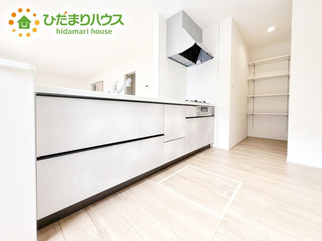 【キッチン】 | 小美玉市羽刈2期　新築戸建 | ご夫婦やお子様と料理をする時間が楽しくなる使い勝手の良いキッチンです(^^)/