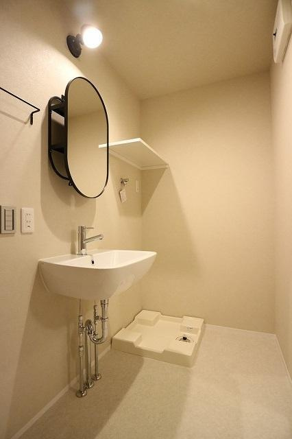 APT03の洗面所