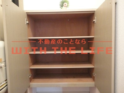 セジュール野伏間の玄関