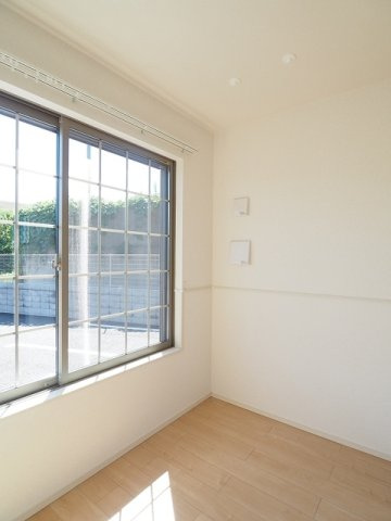 プレミアコート　小岩田のバルコニー|陽当たり良好なバルコニーです