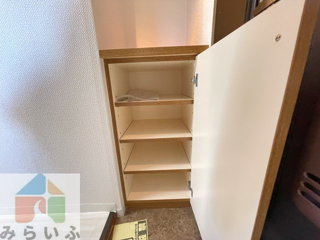 【収納】 | 春里壱番館