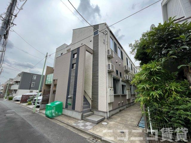 中野区東中野５丁目のアパートの外観