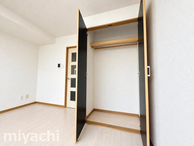 クリスタルハイツⅠの収納