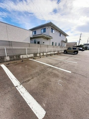 【駐車場】 | マノワールＡ | 駐車スペースもあります