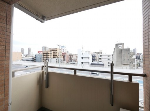 CASSIA錦糸町South Courtのバルコニー|開放的で明るい空間を演出してくれるバルコニーです
