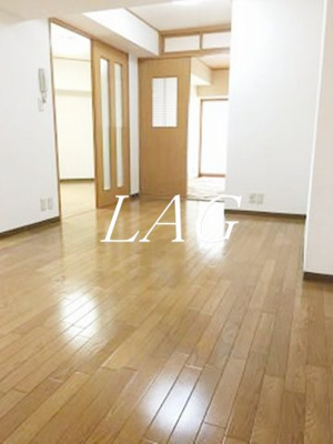 【居間・リビング】 | リーフハイツ | 洋室のお部屋です。