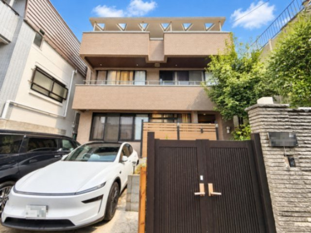 板橋区大谷口2丁目　中古戸建の外観|現地ご見学希望・資料請求などお気軽にお問い合わせ下さい！
03-5990-5201