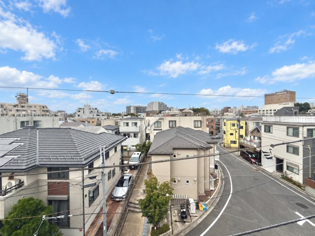 板橋区板橋4丁目　中古戸建の展望|2026.10.29撮影

現地ご見学希望・資料請求などお気軽にお問い合わせ下さい！
03-5990-5201
