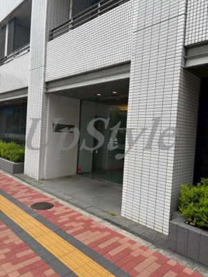 【エントランス】 | ティーエルアールレジデンス両国