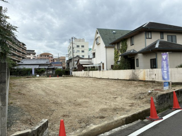 石手4丁目土地（1号地）の外観|前面道路含む北側からの現地写真です