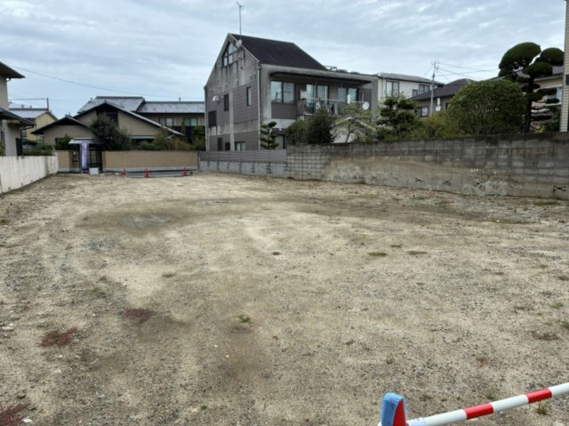 石手4丁目土地（2号地）の外観|南側からの現地写真です。