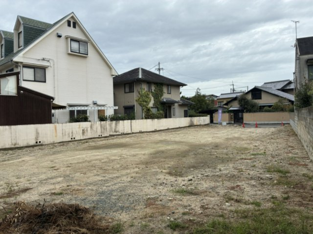 石手4丁目土地（2号地）の外観|南側からの現地写真です。