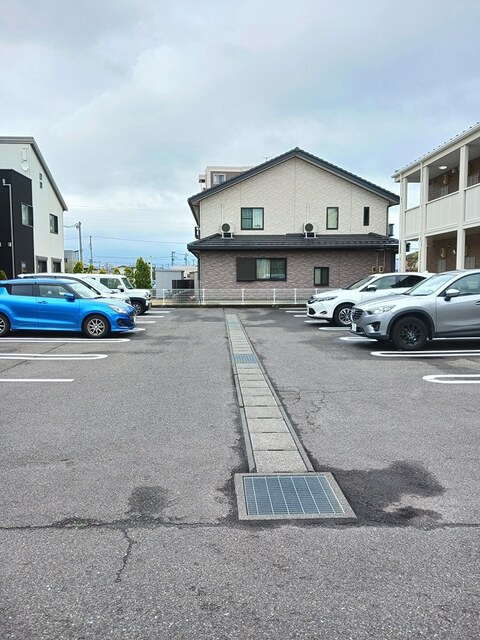 セントラルサイドＢの駐車場|駐車場
