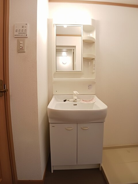 パルフォレストＡの洗面所|洗面所