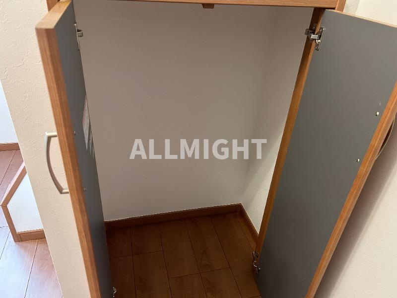 川崎市多摩区生田６丁目のアパートの収納|★お部屋探しはオールマイト不動産までご相談下さい♪【044-543-9135】