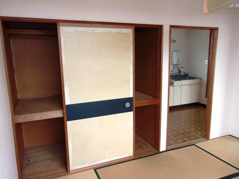 寺尾東アパートの収納