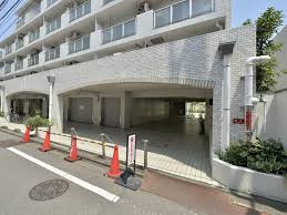 東海文京マンションのエントランス