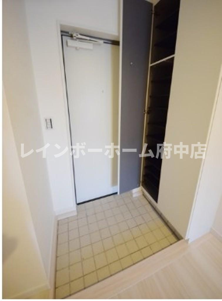 casa rossoの玄関