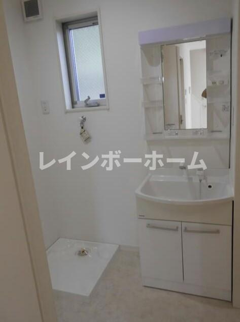 今成レジデンスの独立洗面台