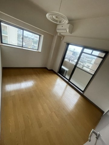 ハトヤマンション　太田町の洋室