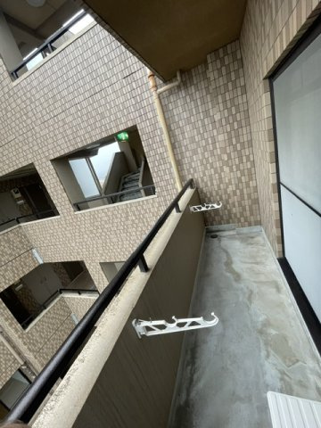 ハトヤマンション　太田町のバルコニー