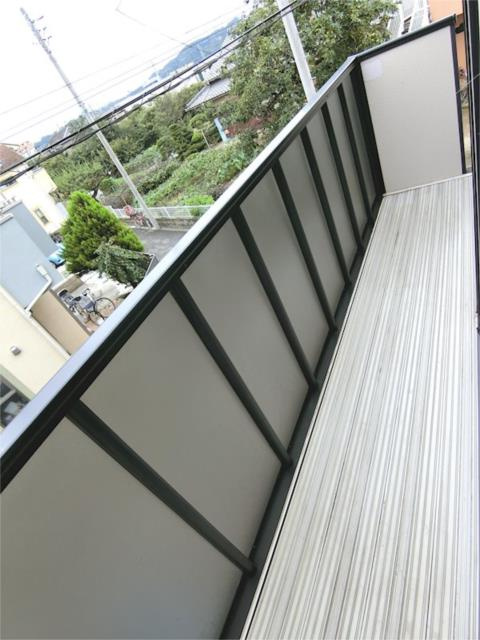 稲城市東長沼のアパートのバルコニー|広々ベランダ☆