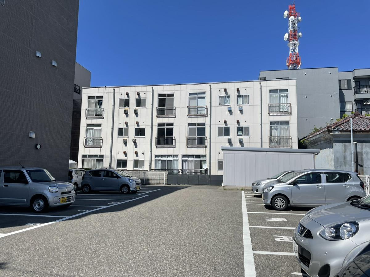 新潟市中央区本町通５番町の賃貸マンションの外観