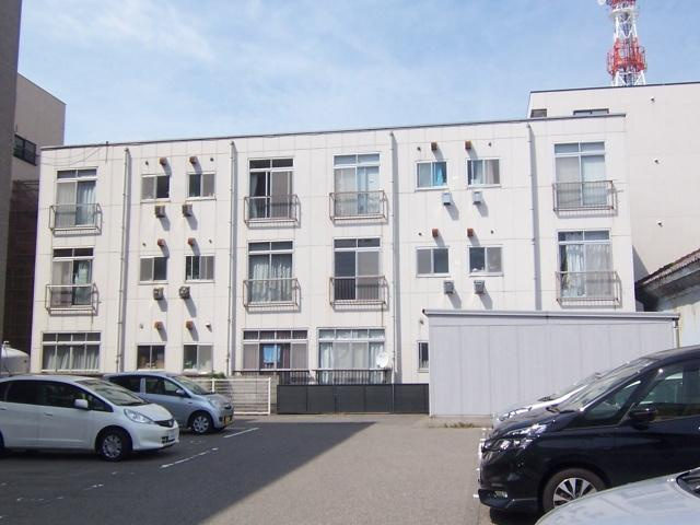 シラクラハイツ