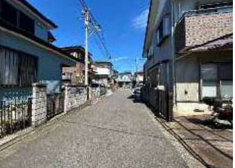 泉区和泉中央北2丁目 土地 3480万円の前面道路含む現地写真
